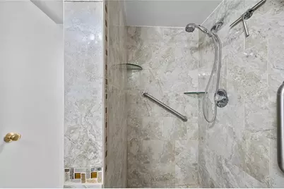 4775 Cove Circle #203, Saint Petersburg, FL 33708 - Photo 24