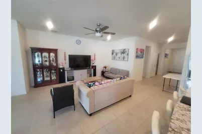 7238 Steer Blade Drive, Zephyrhills, FL 33541 - Photo 2