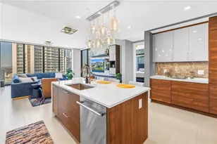 301 1st St S, Saint Petersburg, FL 33701 - Photo 28