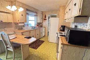 4061 58th Ave N, Saint Petersburg, FL 33714 - Photo 2