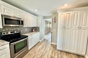 6318 Lynn Rd, Tampa, FL 33625 - Photo 12