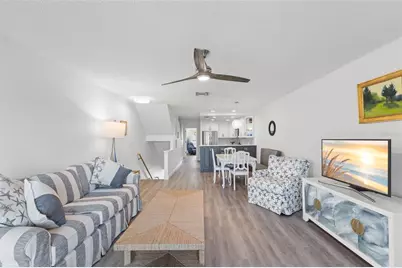 343 Madeira Circle, Saint Petersburg, FL 33715 - Photo 10