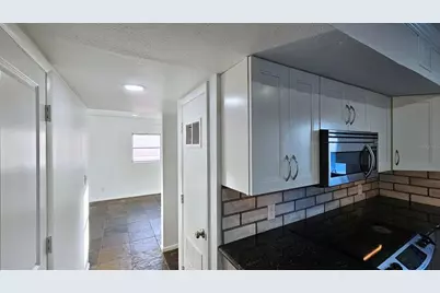 1416 83rd Avenue N, Saint Petersburg, FL 33701 - Photo 16