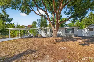 1102 E Lambright St, Tampa, FL 33604 - Photo 24