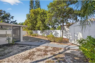 1102 E Lambright Street, Tampa, FL 33604 - Photo 26