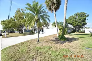 705 Spanish Main Dr, Apollo Beach, FL 33572 - Photo 56