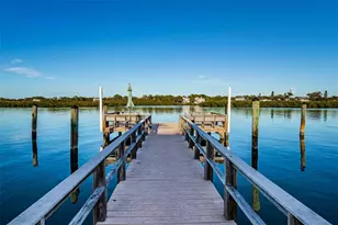 19111 Vista Bay Dr, Indian Shores, FL 33785 - Photo 44