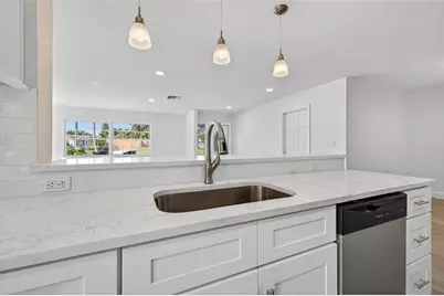 5819 Denver Street NE, Saint Petersburg, FL 33703 - Photo 8