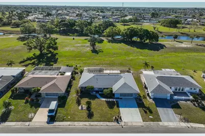 672 Allegheny Drive, Sun City Center, FL 33573 - Photo 2