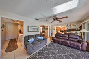 672 Allegheny Dr, Sun City Center, FL 33573 - Photo 30