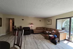 105 4th Ave NE, Saint Petersburg, FL 33701 - Photo 12