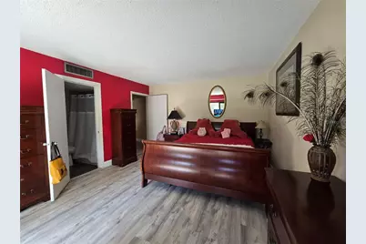 105 4th Avenue NE #329, Saint Petersburg, FL 33701 - Photo 30