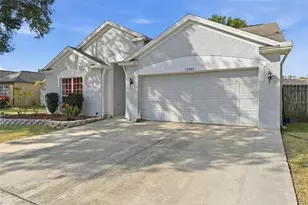 26843 Roseann Pl, Lutz, FL 33559 - Photo 16