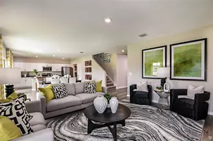 36728 Sagemoor Dr, Zephyrhills, FL 33541 - Photo 2