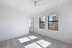 1302 E Kay St, Tampa, FL 33602 - Photo 22