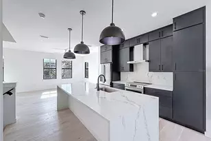 1302 E Kay St, Tampa, FL 33602 - Photo 8