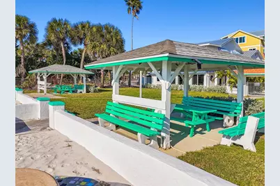 848 180th Avenue E, Redington Shores, FL 33708 - Photo 66