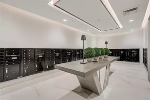 301 1st St S, Saint Petersburg, FL 33701 - Photo 58