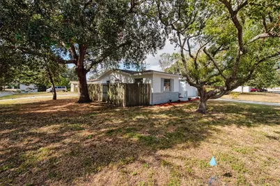 168 Southeast Boulevard N, Saint Petersburg, FL 33703 - Photo 28