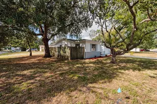 168 Southeast Blvd N, Saint Petersburg, FL 33703 - Photo 28