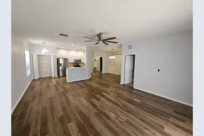 7715 Bristol Park Drive, Apollo Beach, FL 33572 - Photo 4