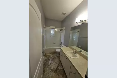 7715 Bristol Park Drive, Apollo Beach, FL 33572 - Photo 10