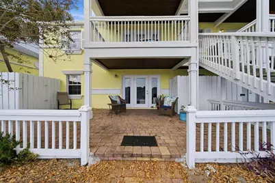 220 Pompano Drive SE #D, Saint Petersburg, FL 33705 - Photo 18