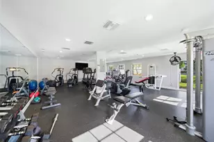 220 Pompano Dr SE, Saint Petersburg, FL 33705 - Photo 28