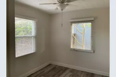 5725 3rd Avenue N, Saint Petersburg, FL 33710 - Photo 8