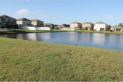 1432 Harbour Blue Street, Ruskin, FL 33570 - Photo 4