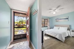 9747 86th Ave, Seminole, FL 33777 - Photo 14