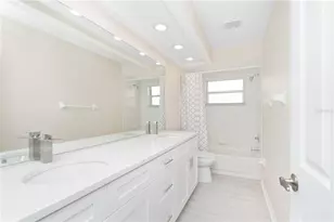 9390 Mississippi Run, Weeki Wachee, FL 34613 - Photo 32