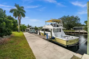 2129 W Tobago Cir, Fort Myers, FL 33905 - Photo 36
