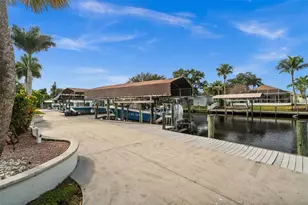 2129 W Tobago Cir, Fort Myers, FL 33905 - Photo 34