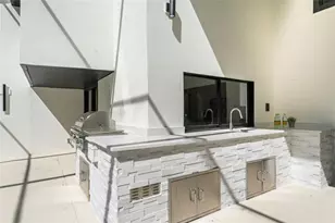 4520 Pine Hollow Dr, Tampa, FL 33624 - Photo 34