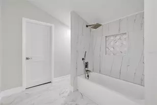 4520 Pine Hollow Dr, Tampa, FL 33624 - Photo 38