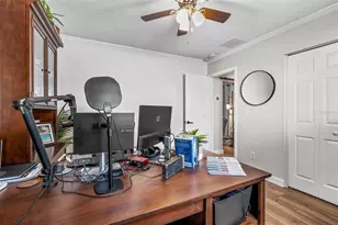 6742 Tequesta Dr, Seminole, FL 33777 - Photo 30