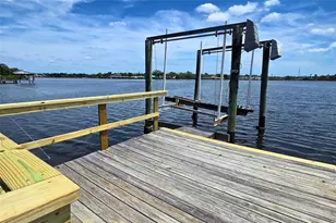 302 Whitcomb Blvd, Tarpon Springs, FL 34689 - Photo 44