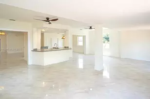 2810 SW 114th Ave, Miami, FL 33165 - Photo 12