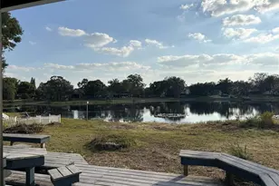 12510 Forest Hills Dr, Tampa, FL 33612 - Photo 2