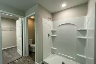 12921 Twin Bridges Dr, Riverview, FL 33579 - Photo 8