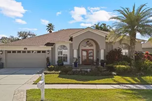 5130 Spectacular Bid Dr, Wesley Chapel, FL 33544 - Photo 2