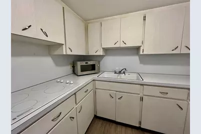 2457 Ecuadorian Way #51, Clearwater, FL 33763 - Photo 10