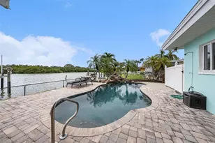 5694 Oakhurst Dr, Seminole, FL 33772 - Photo 46