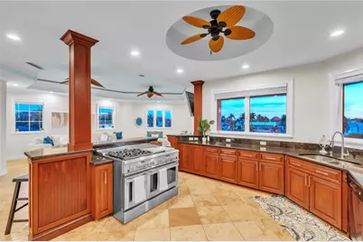 7924 3rd Avenue S, Saint Petersburg, FL 33707 - Photo 20