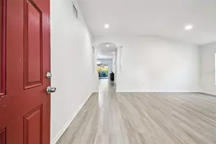 11478 Weston Course Loop, Riverview, FL 33579 - Photo 6