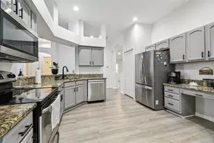 11478 Weston Course Loop, Riverview, FL 33579 - Photo 12