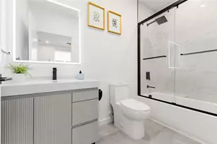 2104 4th St S, Saint Petersburg, FL 33705 - Photo 28