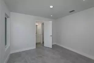 310 Hibiscus St, Tarpon Springs, FL 34689 - Photo 18