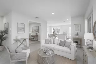 310 Hibiscus St, Tarpon Springs, FL 34689 - Photo 2